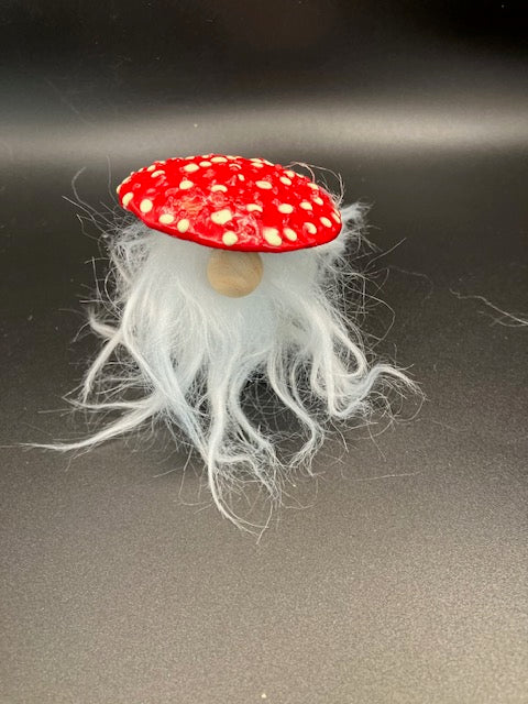 Mushroom Hat Gnome - Handcrafted Woodland Decoration | CMBGift