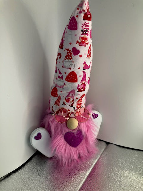 Love Valentine Gnome
