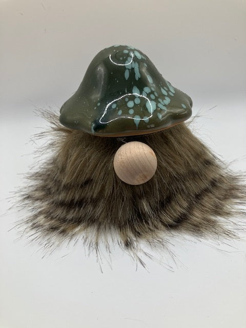 mushroom hat gnome
