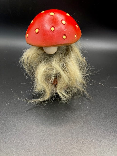 Mushroom Hat Gnome - Handcrafted Woodland Decoration | CMBGift